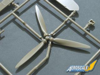 Imagine atasata: Ed_Bf109E_1_Propeller.jpg