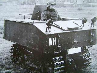 Imagine atasata: Vickers_Armstrong_Utility_Tractor_Belgia_0.jpg