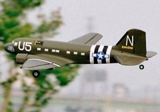 Imagine atasata: airplane_c47_17.jpg