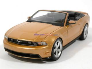 Imagine atasata: 2010_Ford_Mustang_GT_Orange_1_18.jpg