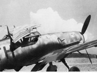 Imagine atasata: squadron_signal_publications._aircraft._in_action.044_y_057.Bf109_P_gina_069.jpg