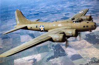 Imagine atasata: B-17E Flying Fortress-1200.jpg