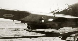 Imagine atasata: French-AF-later-RAF-AE476-Bf-109E3-1.JG76-White-1-WNr-1304-captured-France-22nd-Nov-1939-05.jpg