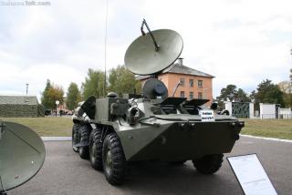 Imagine atasata: BTR_80_with_SATCOM_1_.jpg