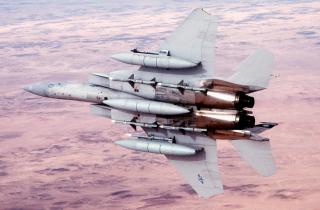 Imagine atasata: AIM-7M_F-15C.jpg