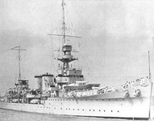 Imagine atasata: HMS_Dunedin.JPG