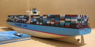 Imagine atasata: emma maersk model 2011 (4).JPG