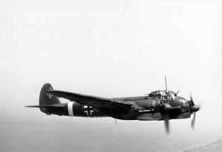 Imagine atasata: Bundesarchiv_Bild_101I-363-2258-11,_Flugzeug_Junkers_Ju_88.jpg