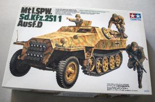 Imagine atasata: Tancuri - Mt I SPW Sd Kfz 251-1 Ausf D - 1.jpg