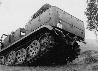 Imagine atasata: SdKfz_7_rear.jpg