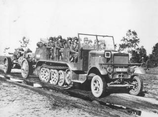 Imagine atasata: Krause_Maffei_KMM_8_Halftrack_SdKfz_7.jpg