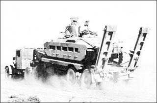 Imagine atasata: Scammell_TRMU_in_the_desert.jpg