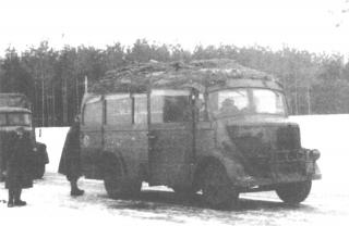 Imagine atasata: Miles_autobus__Russia_1942___c.jpg