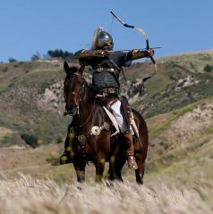 Imagine atasata: sassanian_persian_cavalry_17.jpg